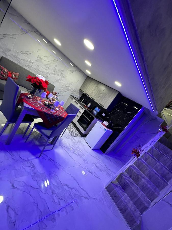 Cuore Napoletano نابولي المظهر الخارجي الصورة